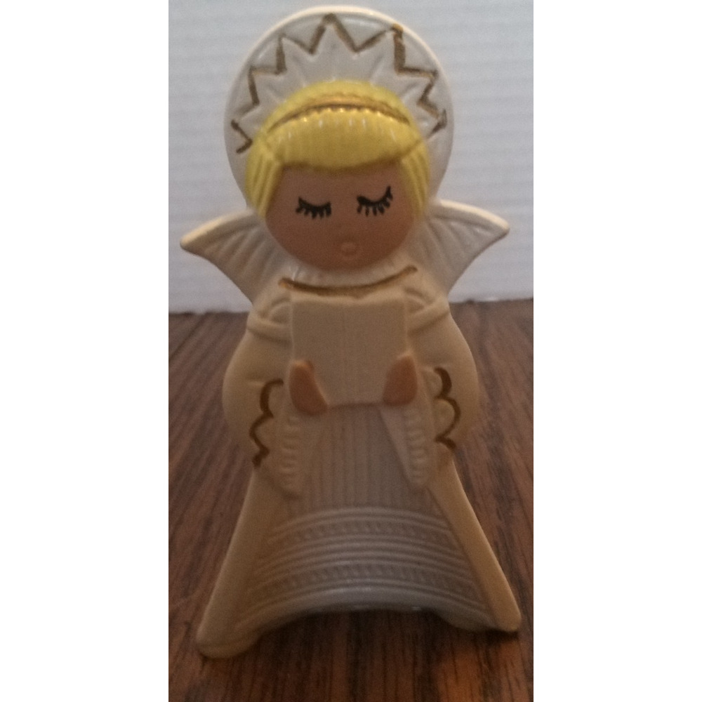 1976 Duncan Enterprises White Ceramic Angel Candle Holder